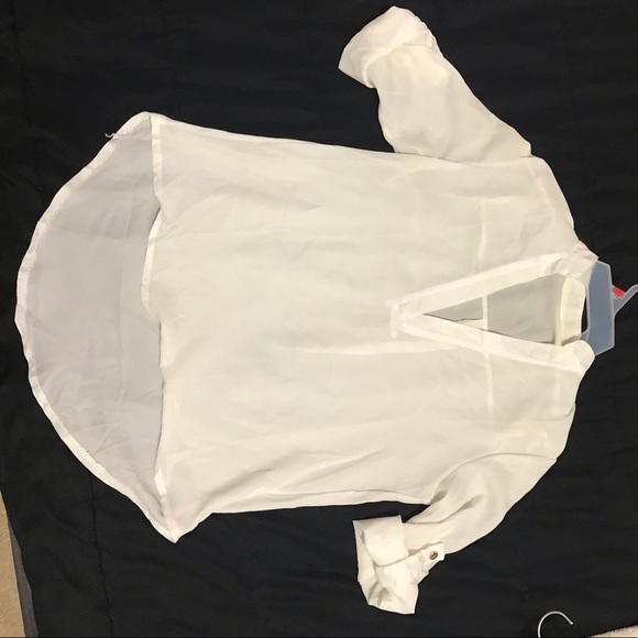 Bundle of 3 tops - Picture 6 of 7